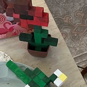 Meet your Posher, Esmeraldaarii